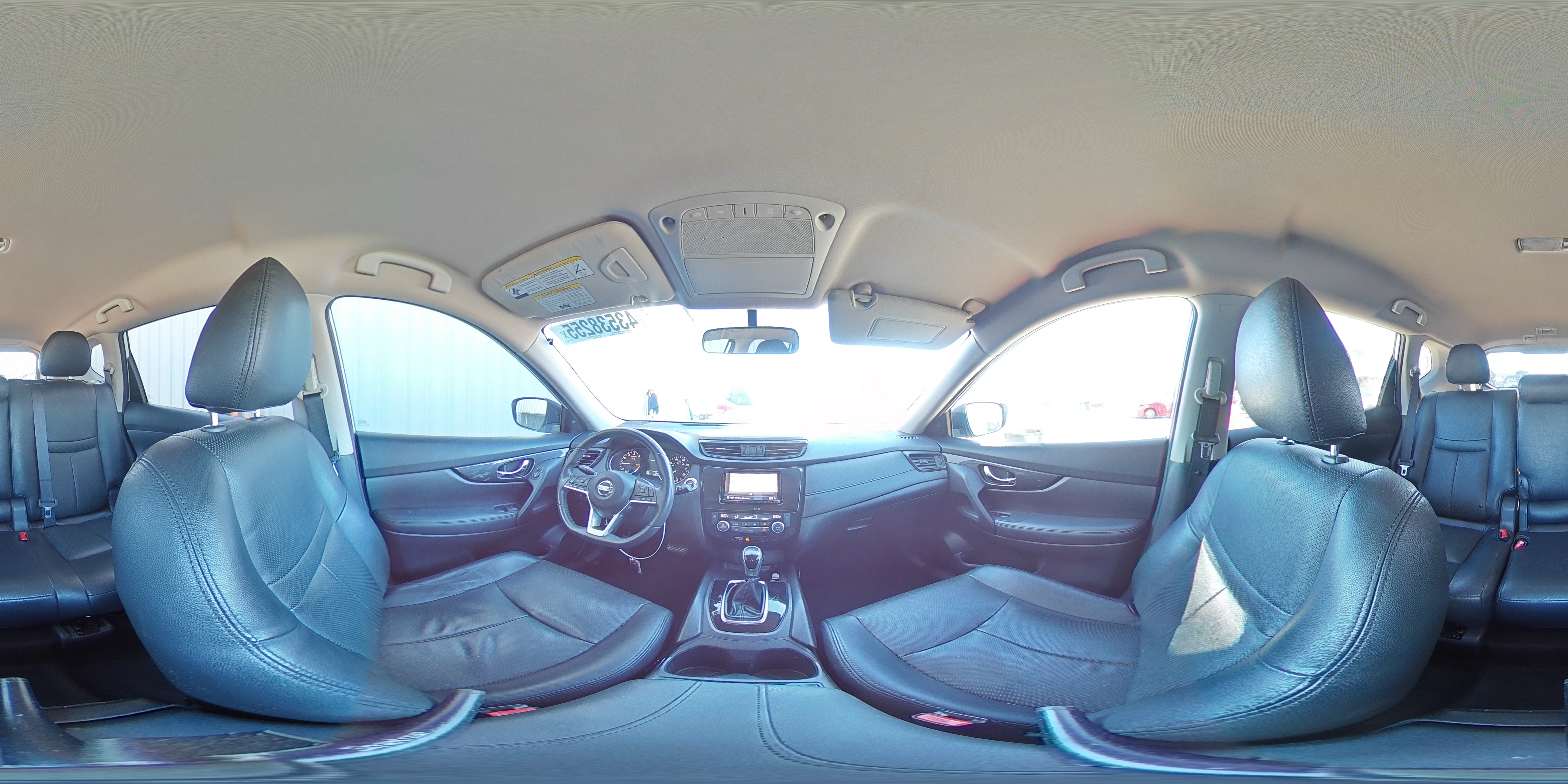 2017 Nissan Rogue - Image 15