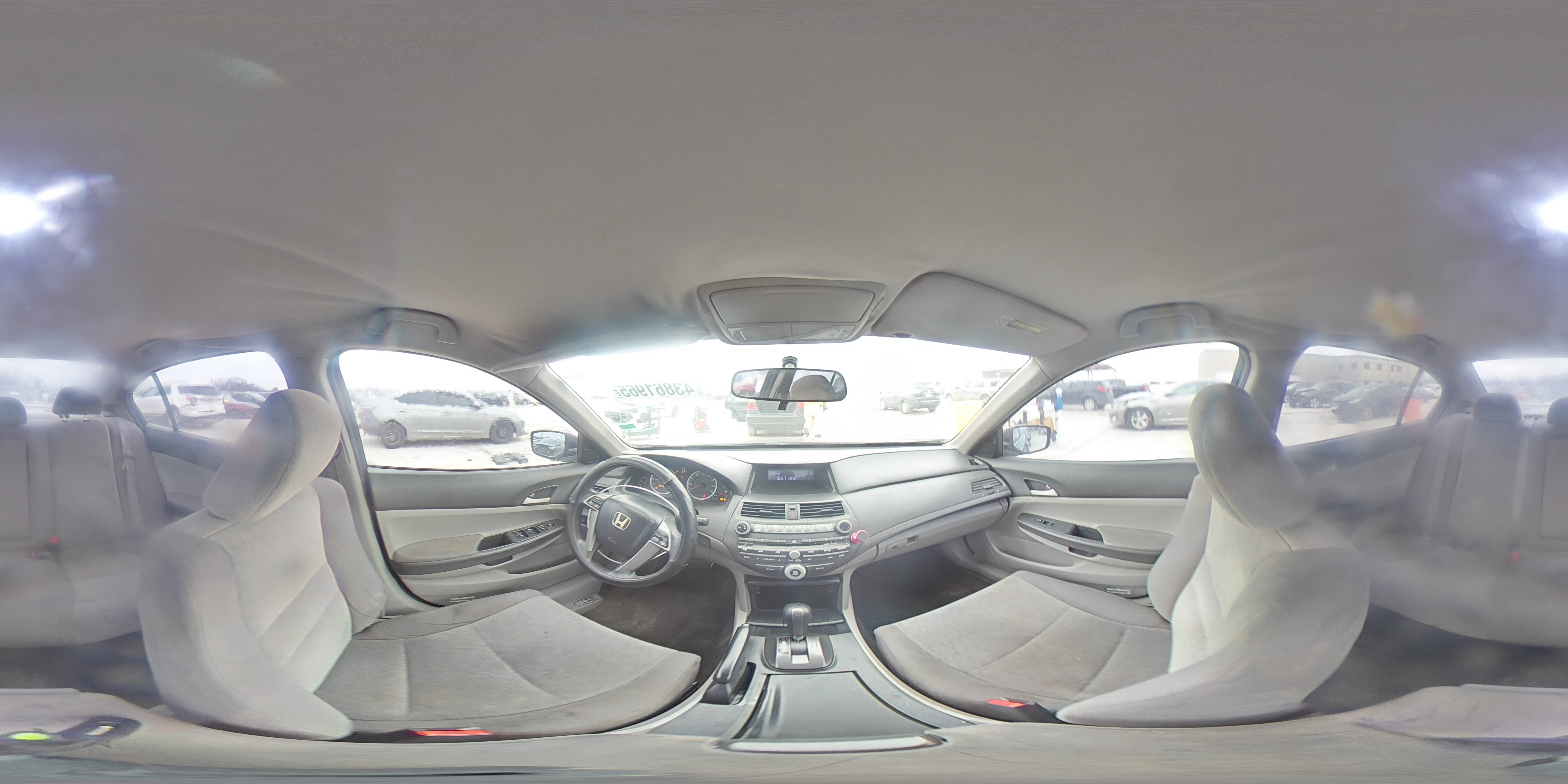 2010 Honda Accord - Image 12