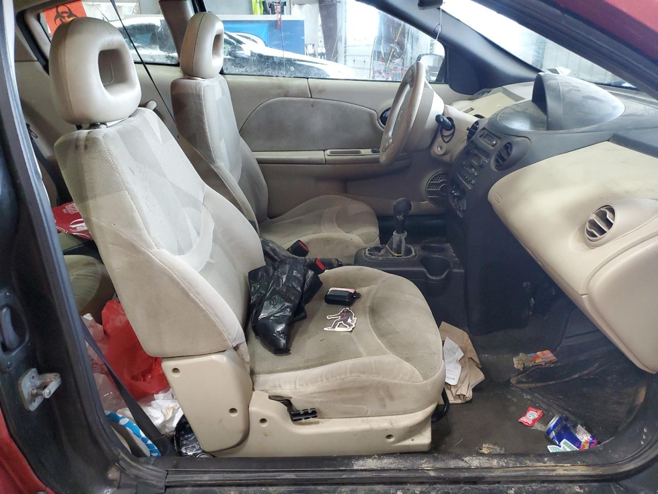 2003 Saturn ION - Image 11