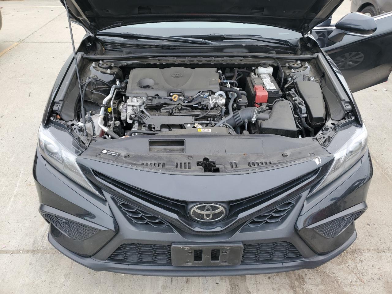 2023 Toyota Camry - Image 11