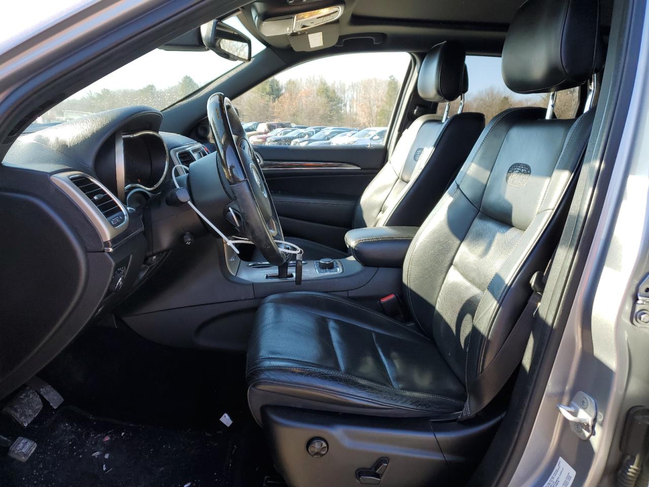 2014 Jeep Grand Cherokee - Image 7