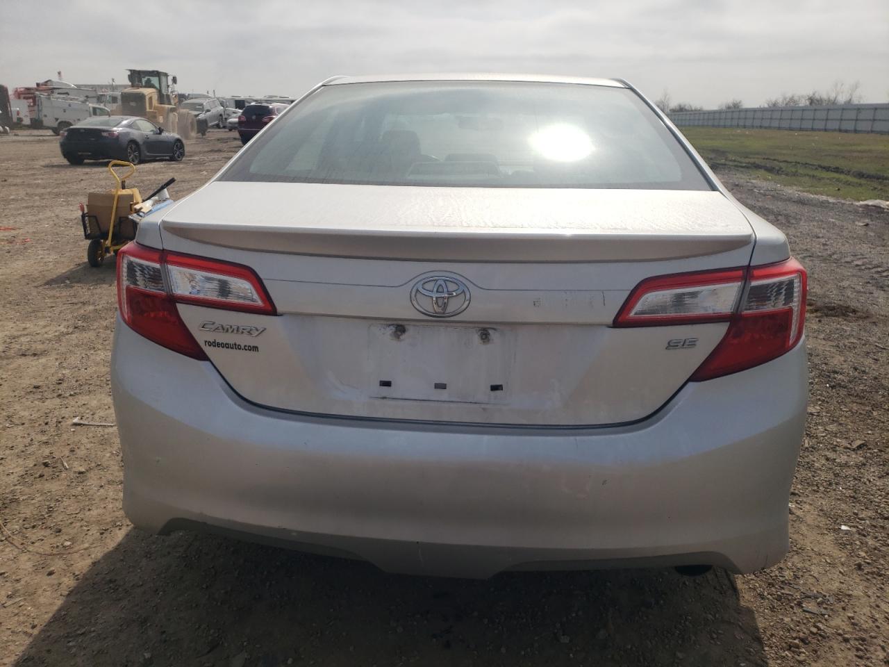 2013 Toyota Camry - Image 6