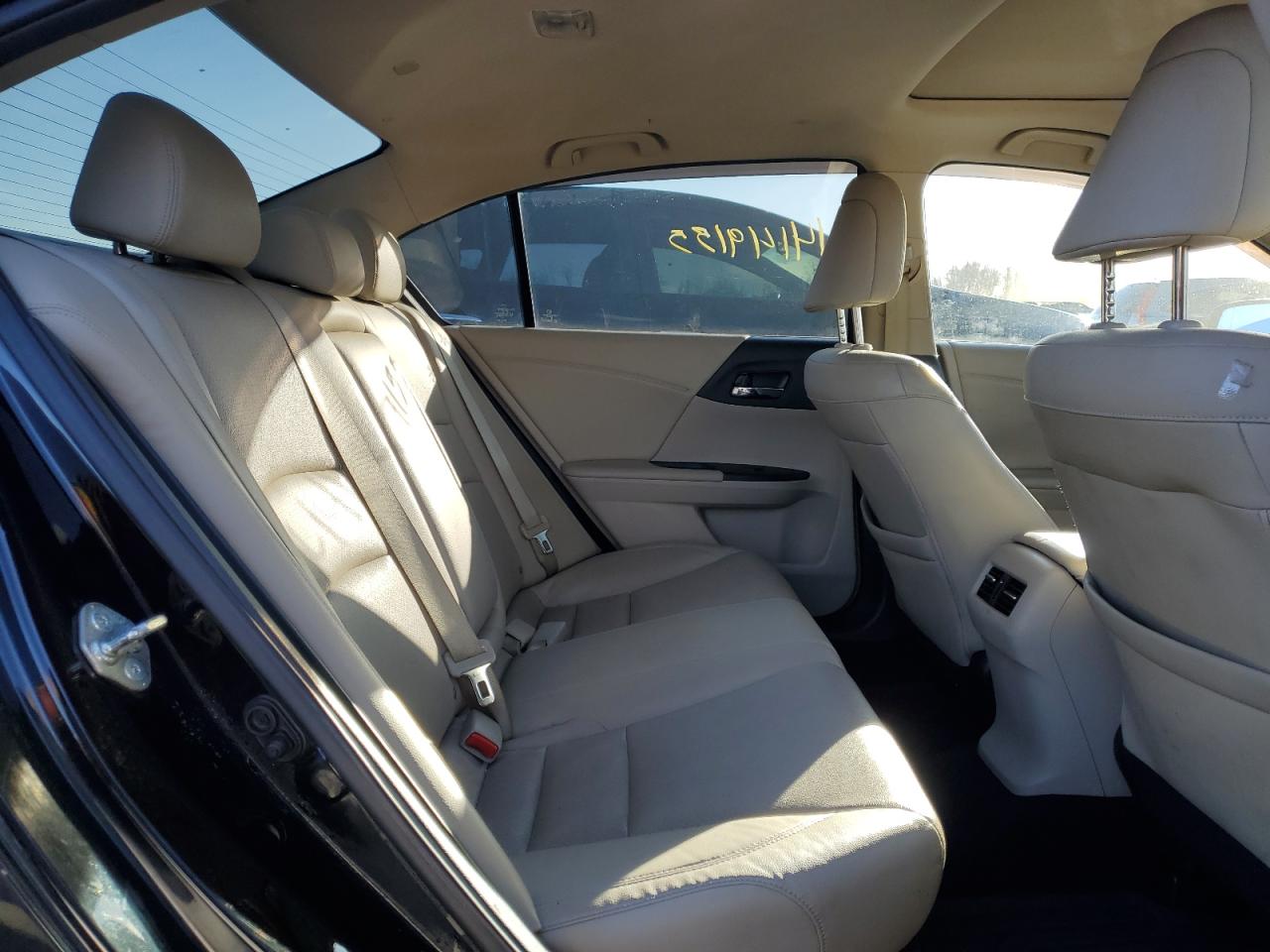2015 Honda Accord - Image 10