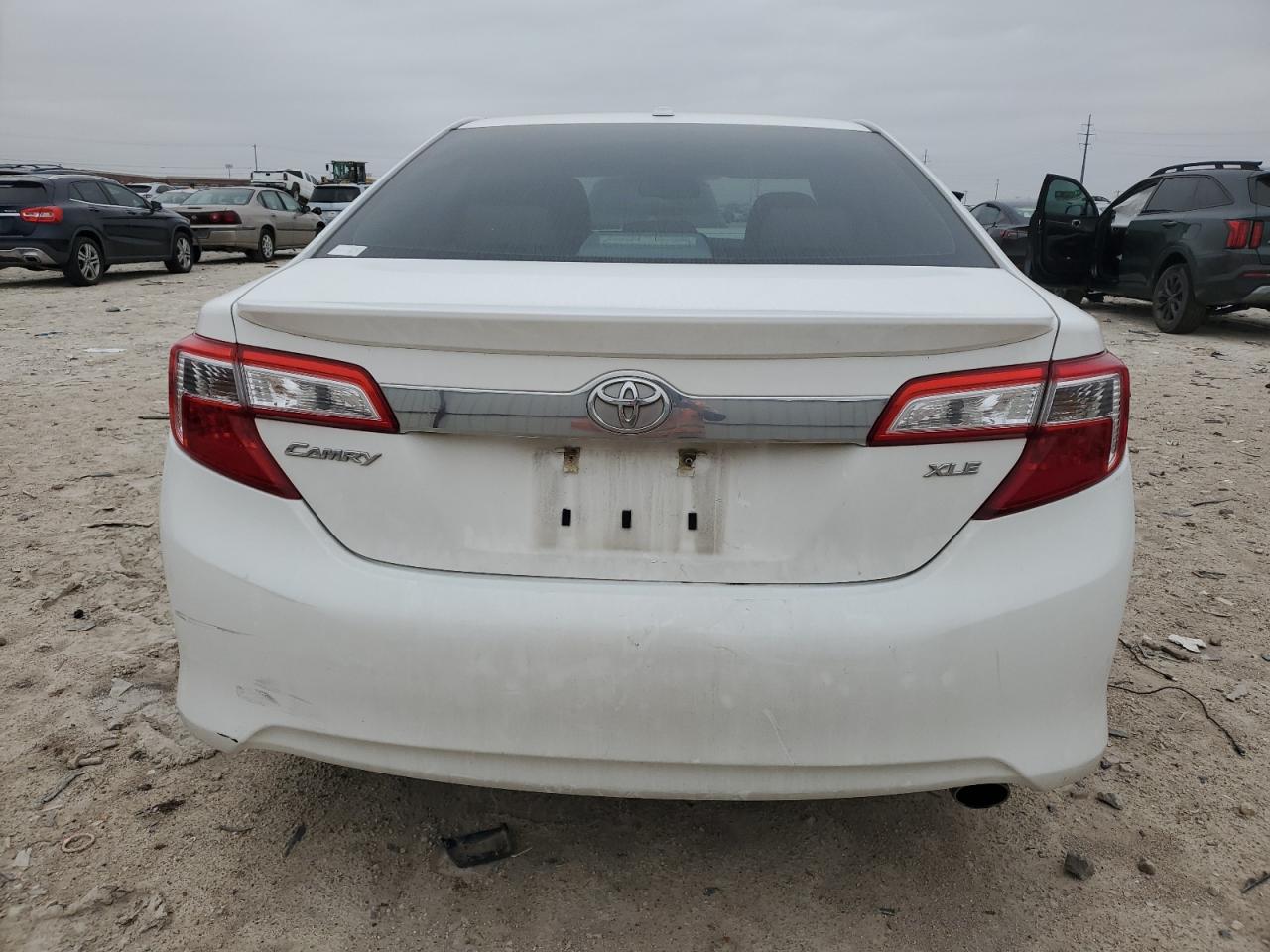 2012 Toyota Camry - Image 6