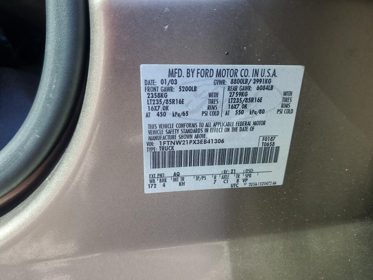 2003 Ford F250 - Image 12