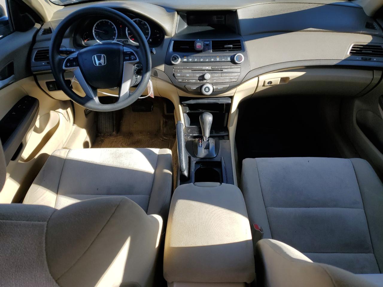2010 Honda Accord - Image 8