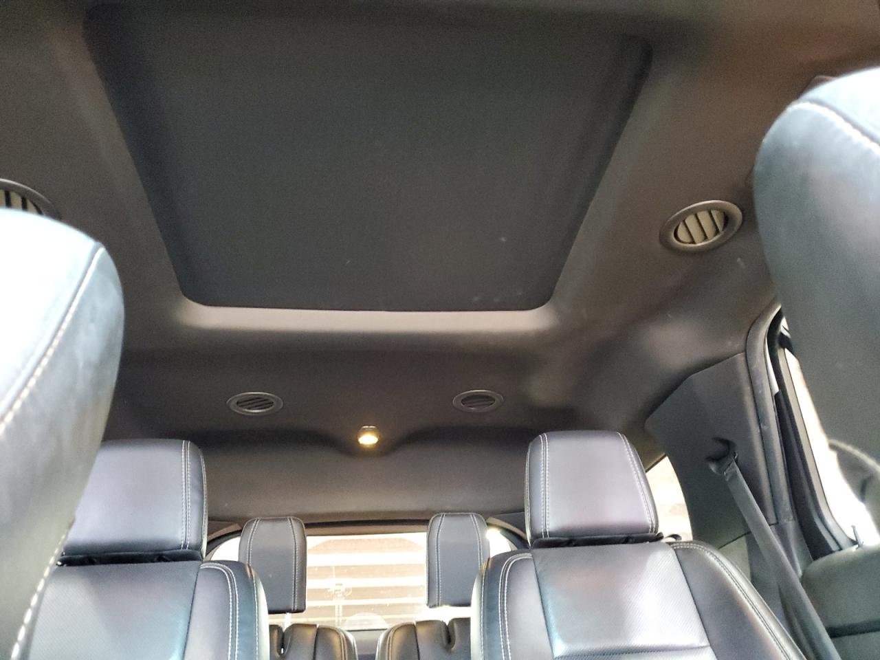 2014 Ford Explorer - Image 10