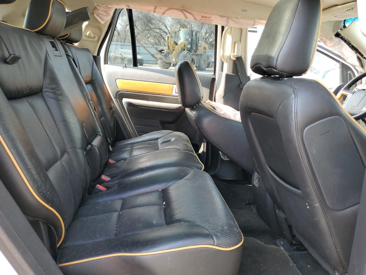 2008 Lincoln MKX - Image 10