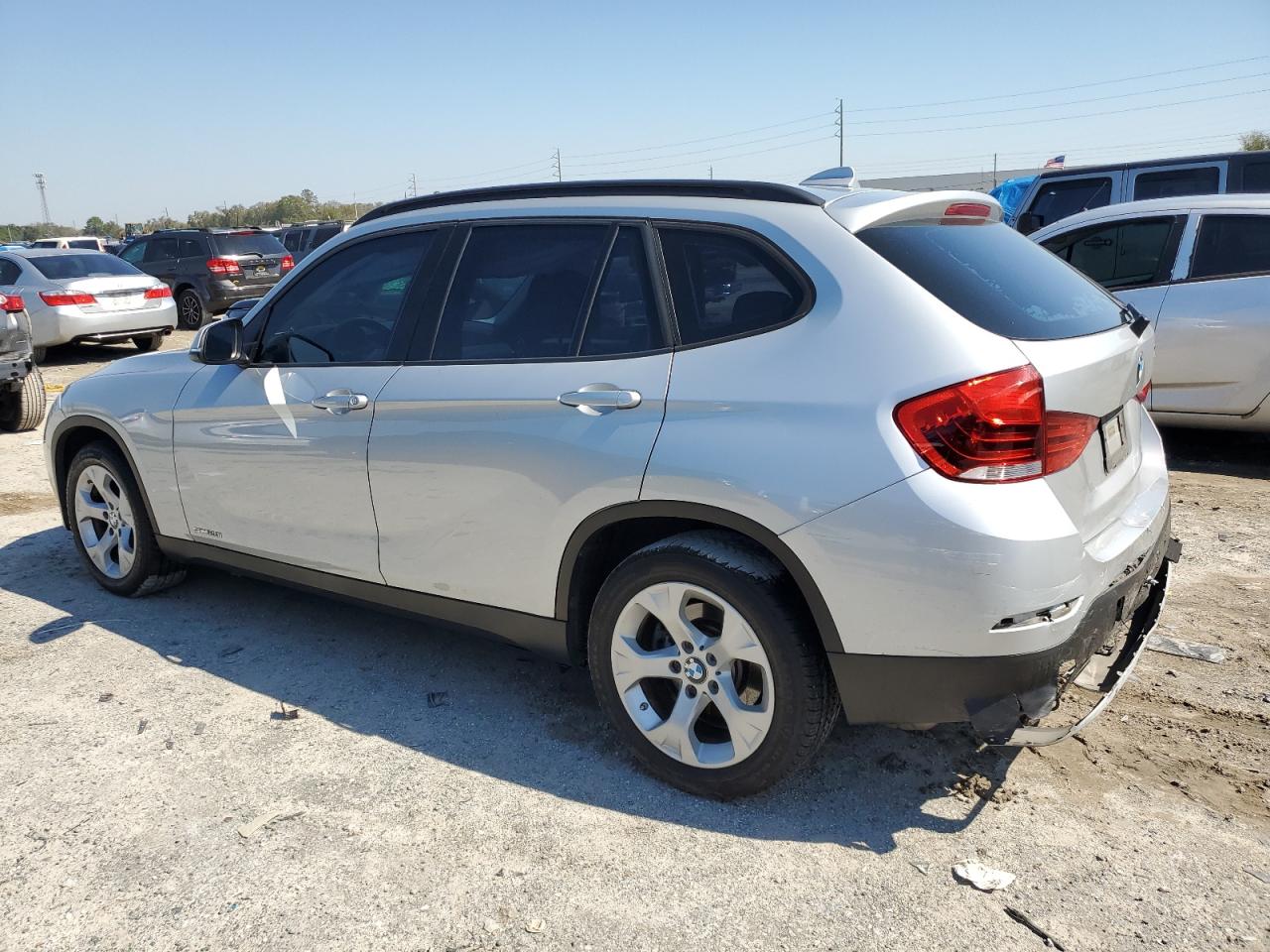 2015 BMW X1 - Image 2
