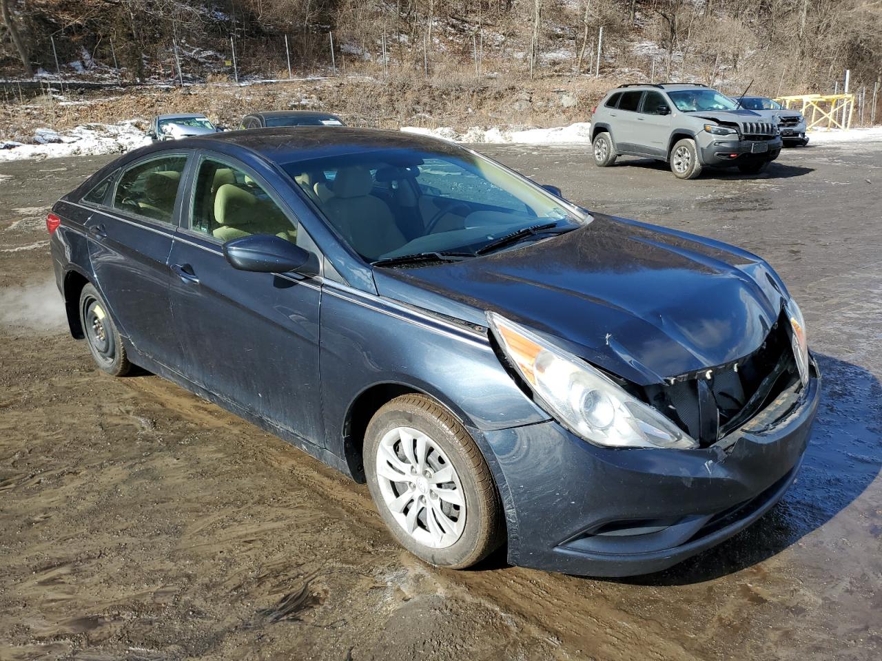 2011 Hyundai Sonata - Image 4