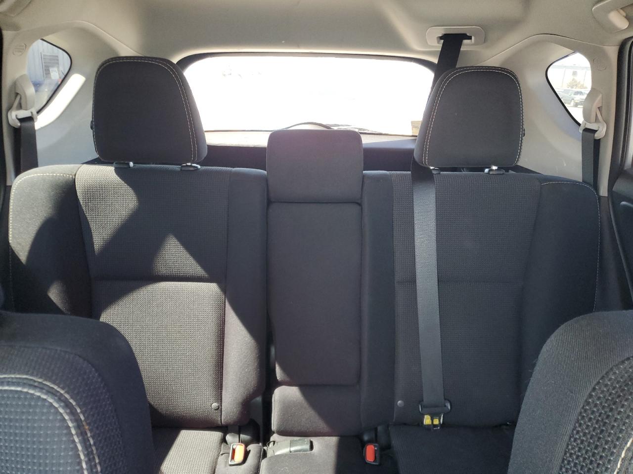 2017 Toyota RAV 4 - Image 10
