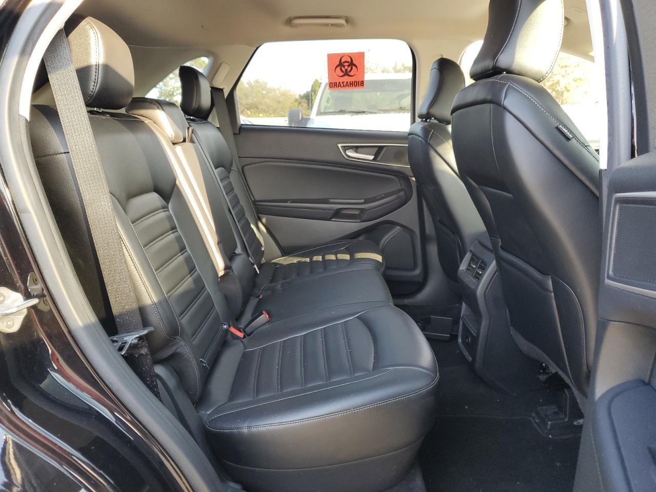 2023 Ford Edge - Image 11