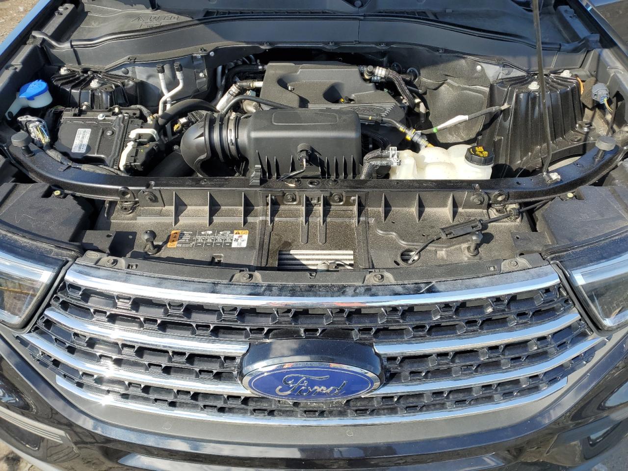 2020 Ford Explorer - Image 12