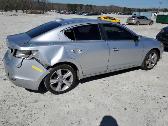 Седани ACURA ILX 2015 Сріблястий