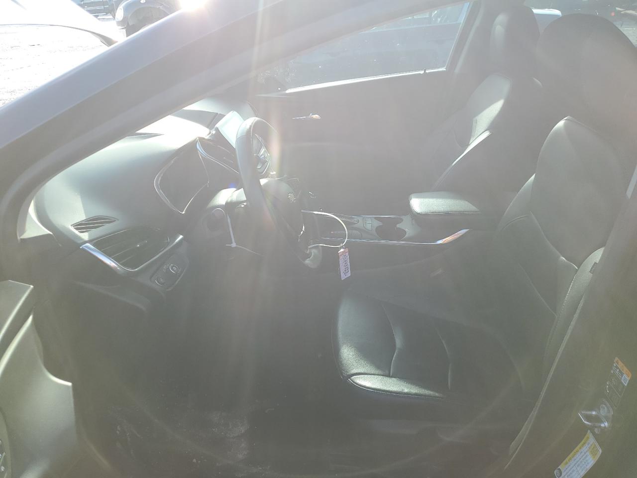 2017 Chevrolet Volt - Image 7