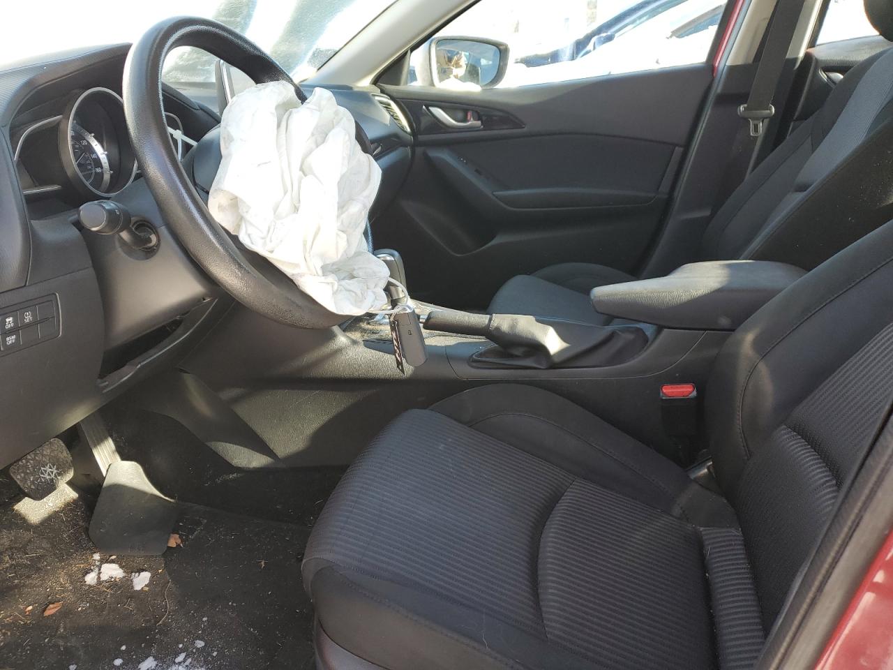 2016 Mazda 3 - Image 7