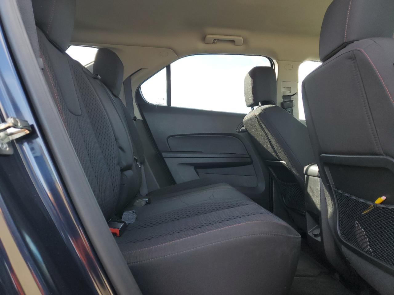 2015 Chevrolet Equinox - Image 11