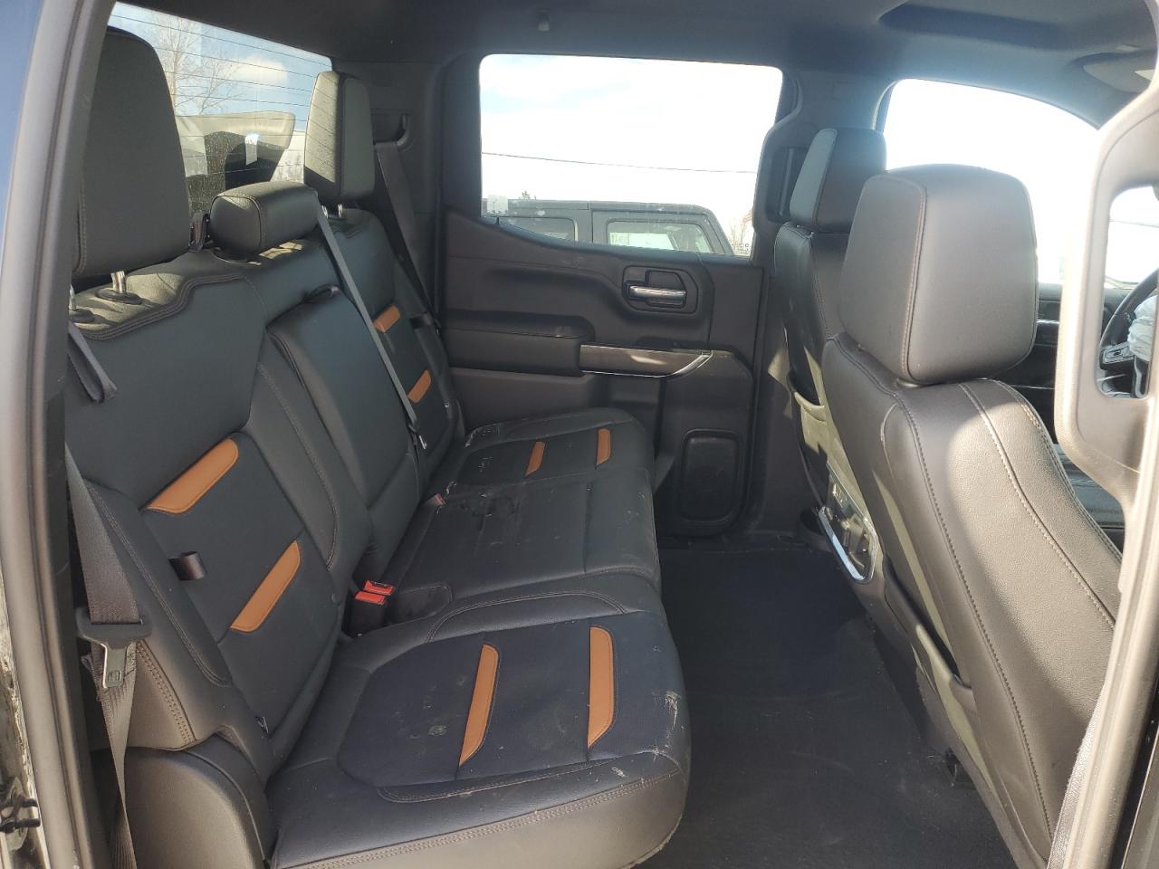 2021 GMC Sierra - Image 10