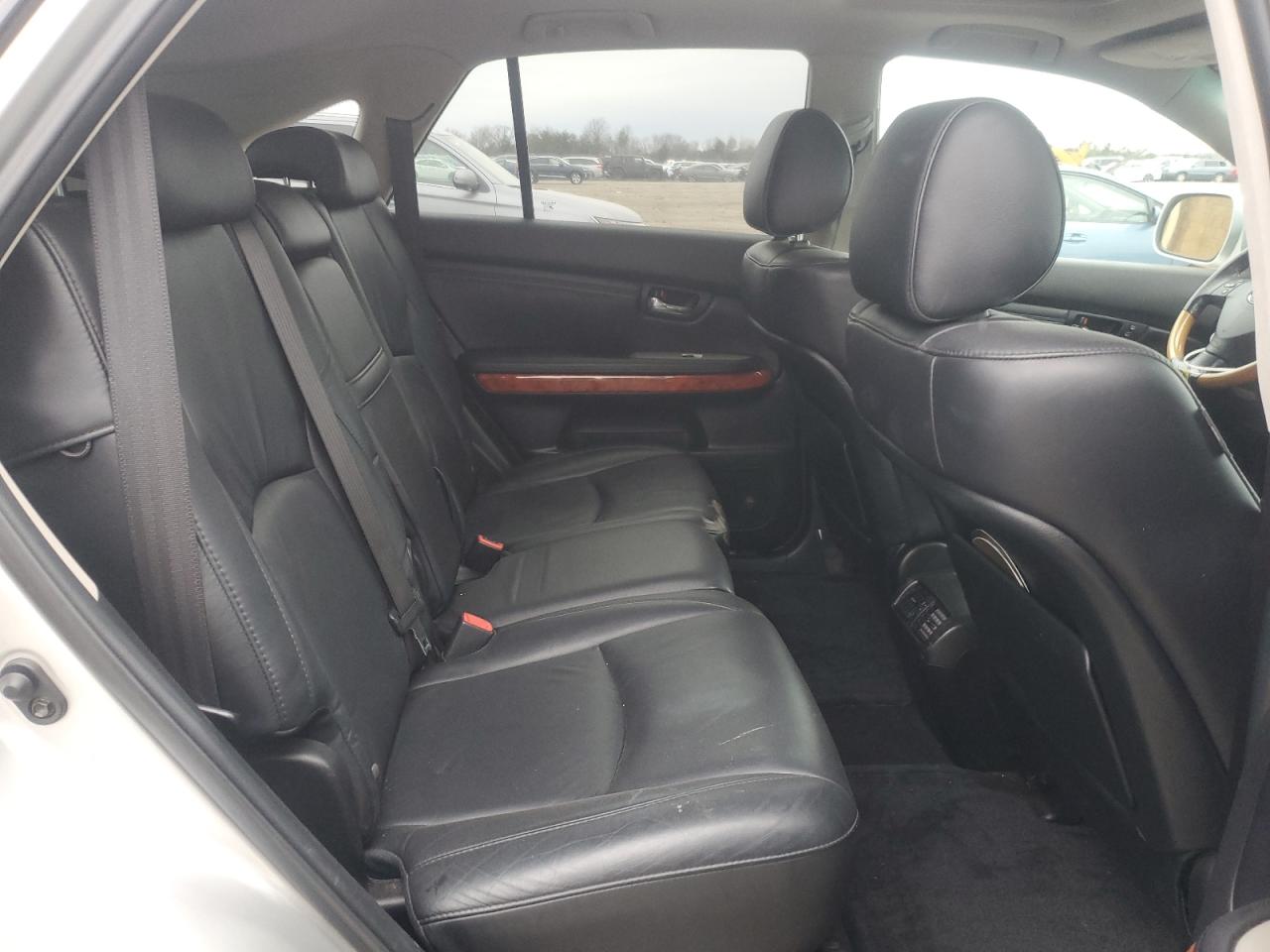 2007 Lexus RX - Image 10