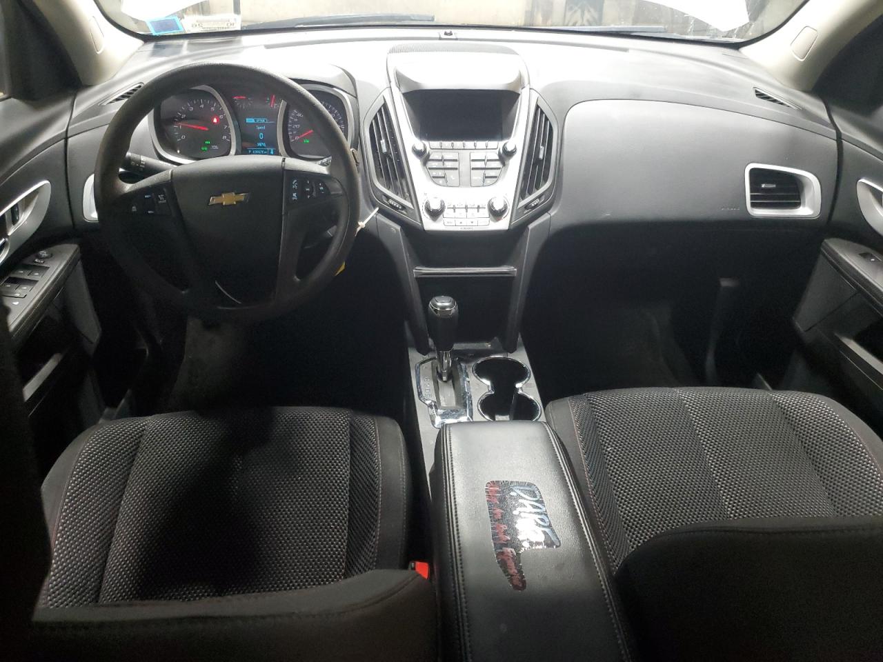 2017 Chevrolet Equinox - Image 8