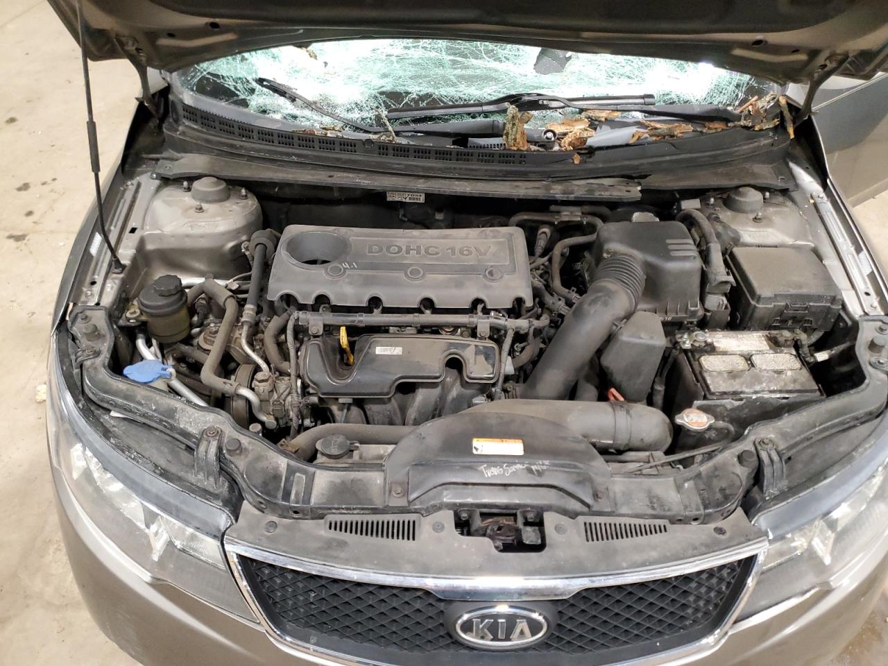 2010 Kia Forte - Image 11