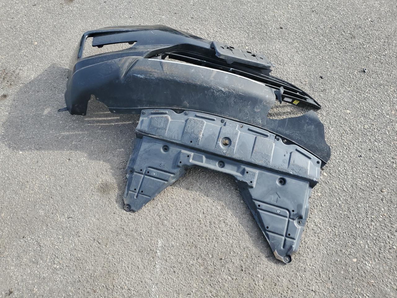 2018 Nissan Rogue - Image 15