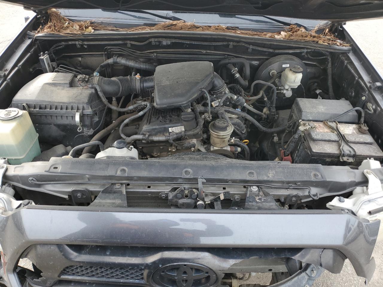 2014 Toyota Tacoma - Image 11