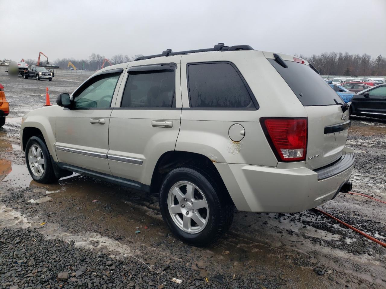 2010 Jeep Grand Cherokee - Image 2
