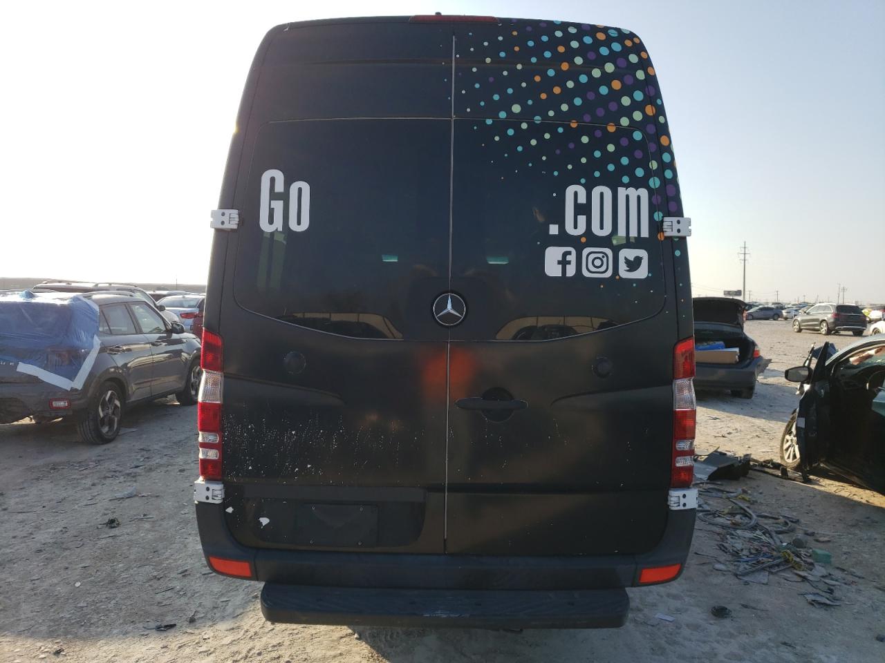 2017 Mercedes-Benz Sprinter - Image 6