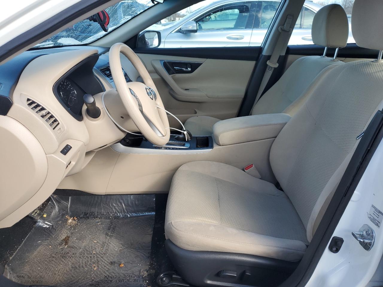 2015 Nissan Altima - Image 7