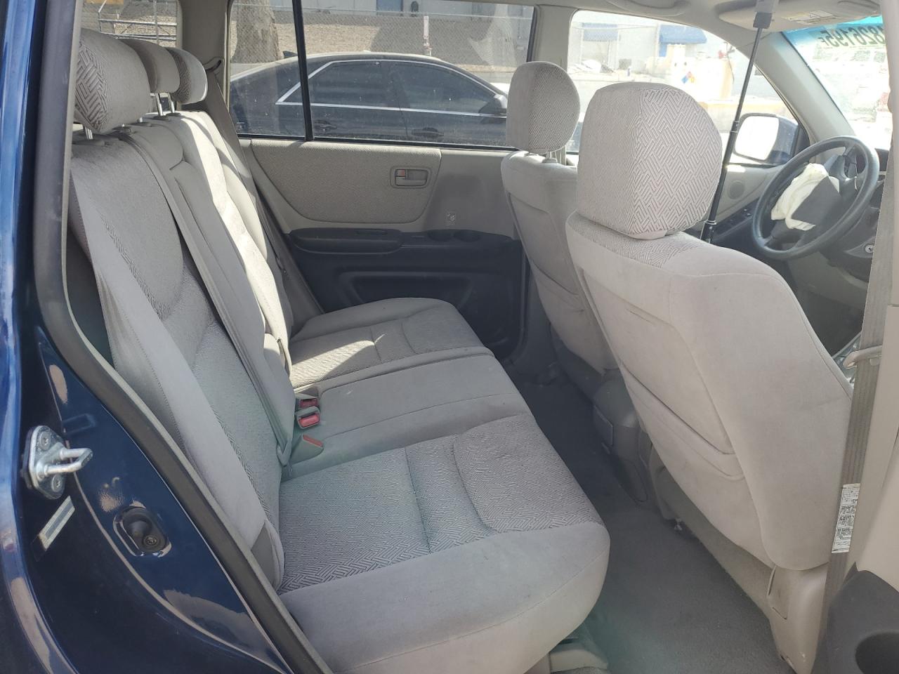 2003 Toyota Highlander - Image 11