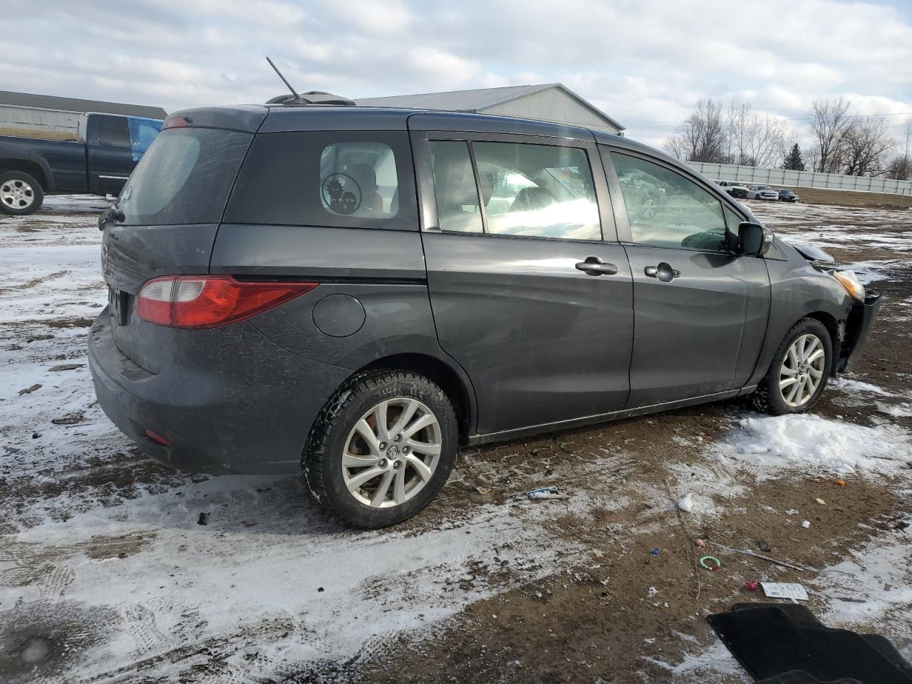 2014 Mazda 5 - Image 3