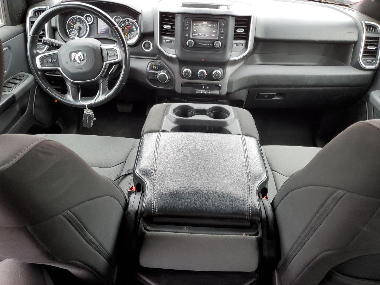 2022 RAM 1500 - Image 8