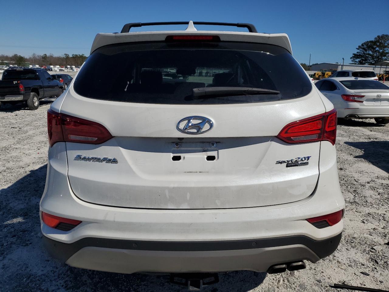 2018 Hyundai Santa Fe - Image 6