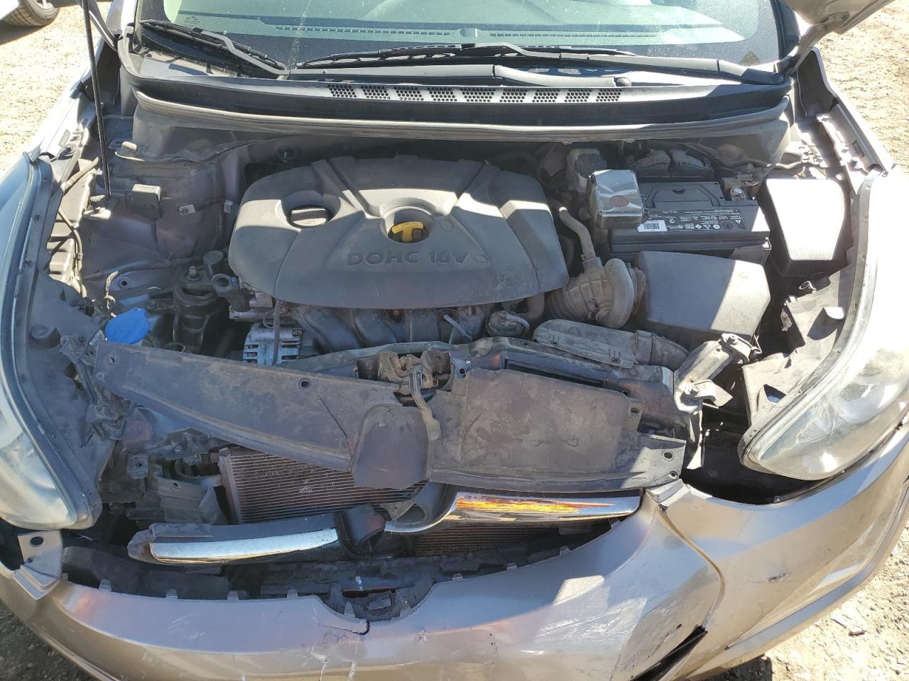 2014 Hyundai Elantra - Image 11