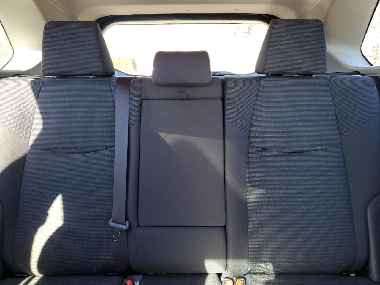 2019 Toyota RAV 4 - Image 10