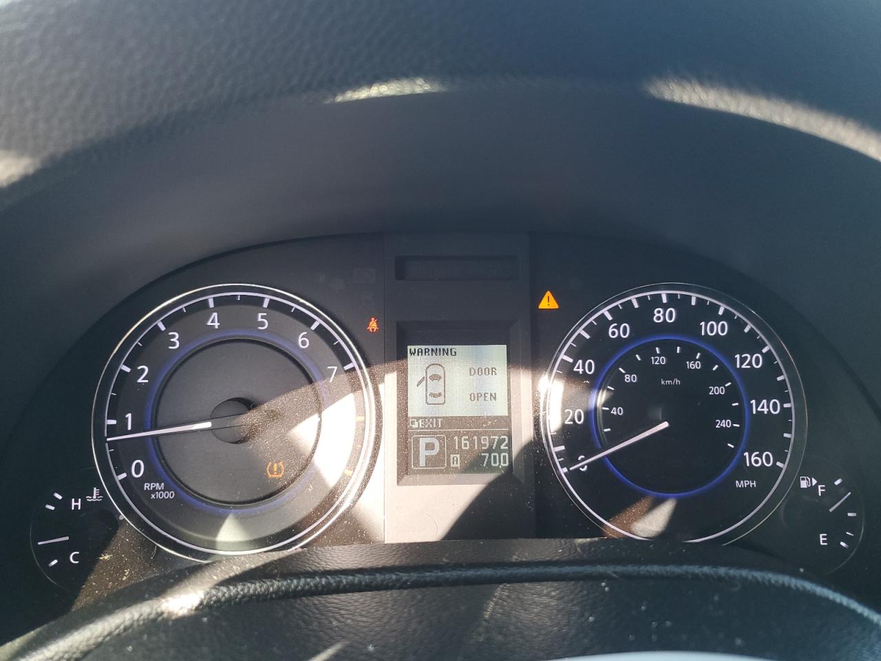 2013 Infiniti G - Image 9