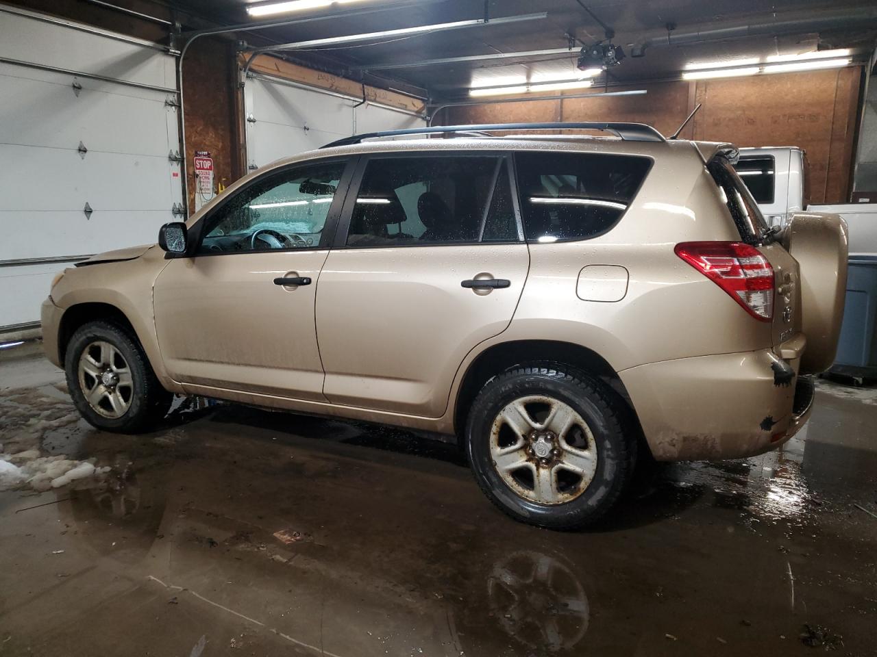 2011 Toyota RAV 4 - Image 2