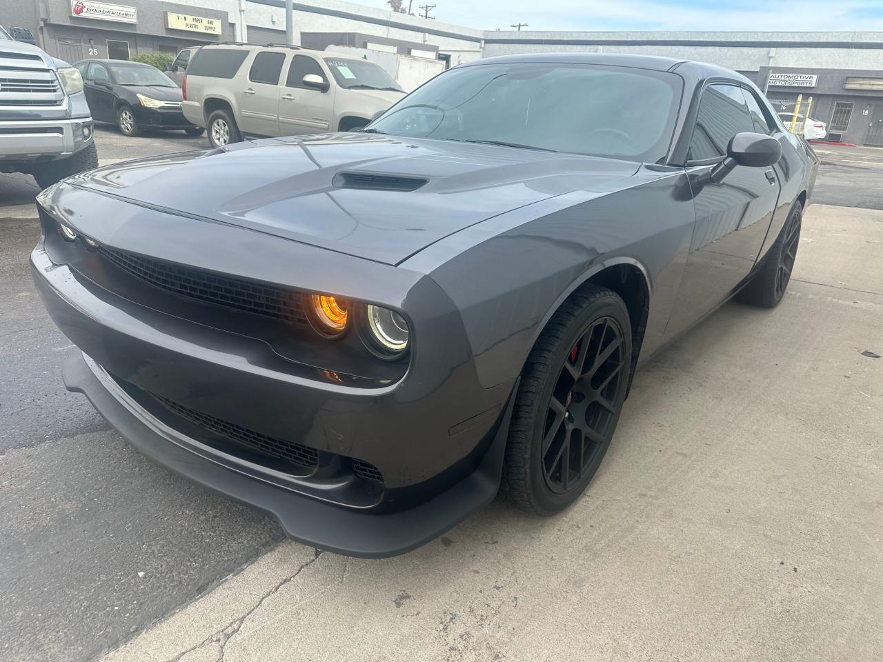 2015 Dodge Challenger - Image 2