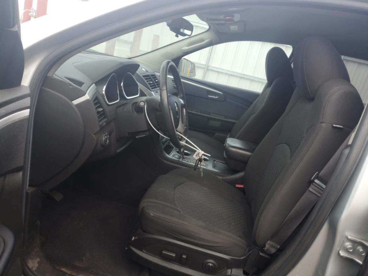 2011 Chevrolet Traverse - Image 7