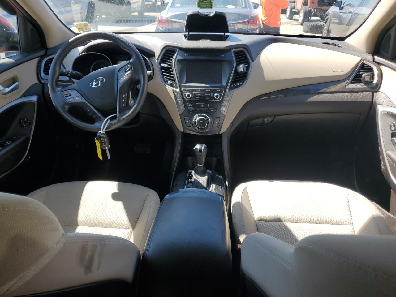 2018 Hyundai Santa Fe - Image 8