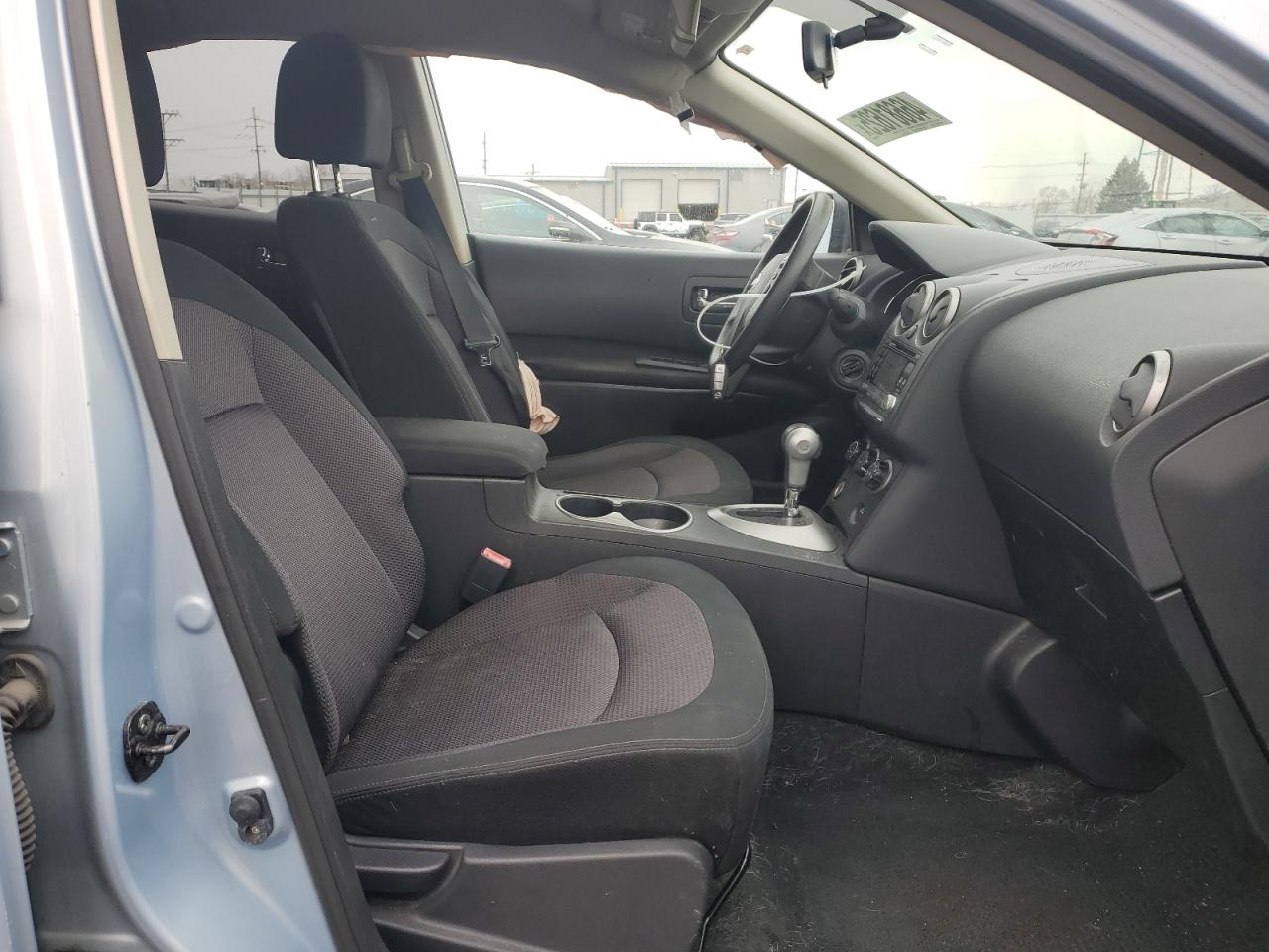 2011 Nissan Rogue - Image 7