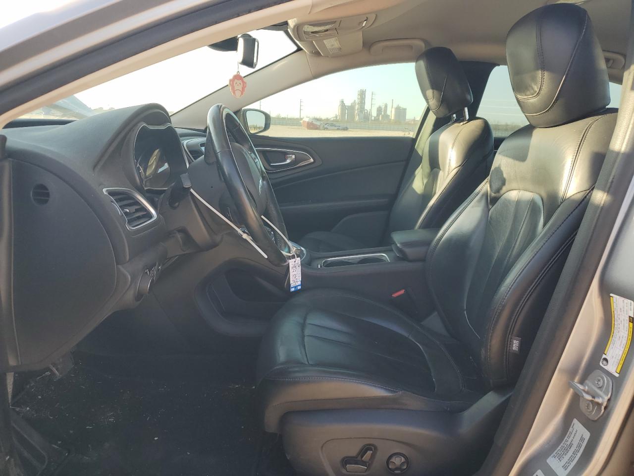 2016 Chrysler 200 - Image 7