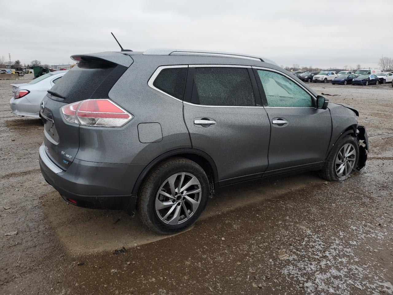 2014 Nissan Rogue - Image 3