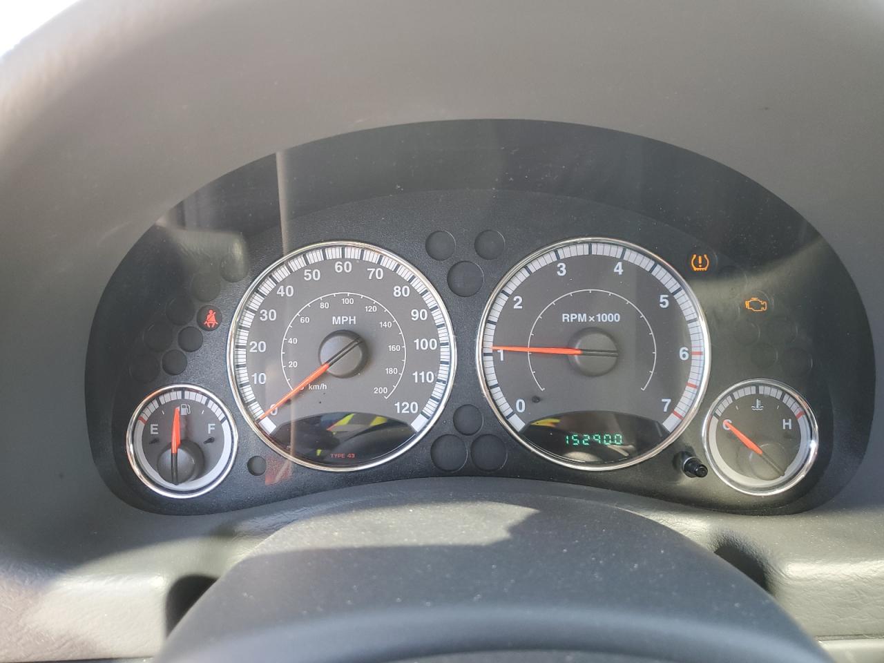 2005 Jeep Liberty (North America) - Image 9