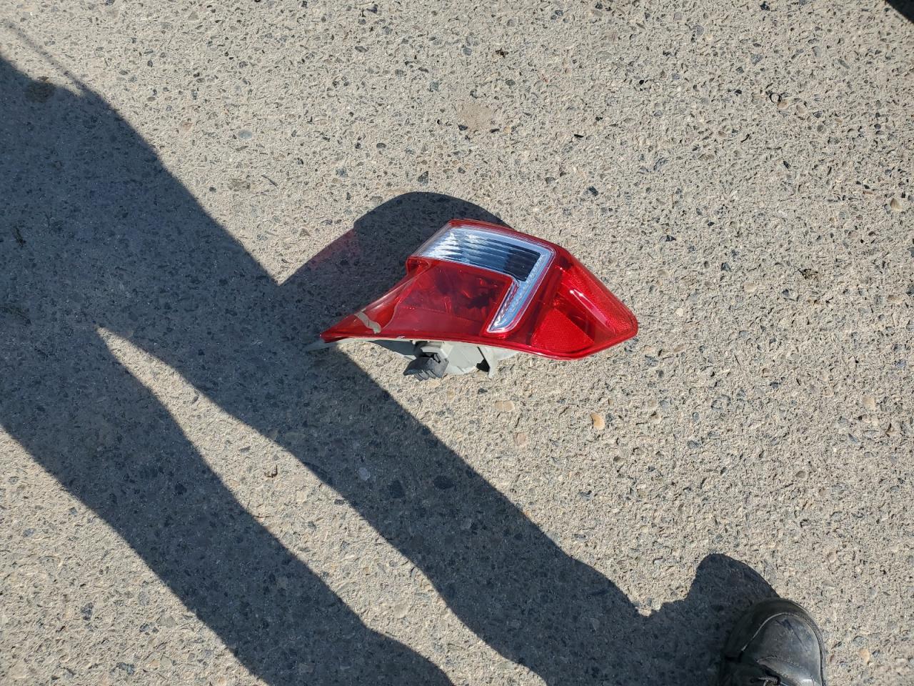 2013 Toyota Camry - Image 12