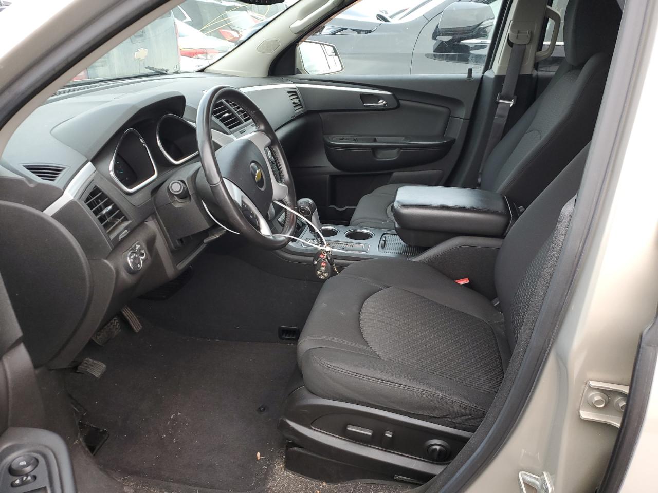2011 Chevrolet Traverse - Image 8