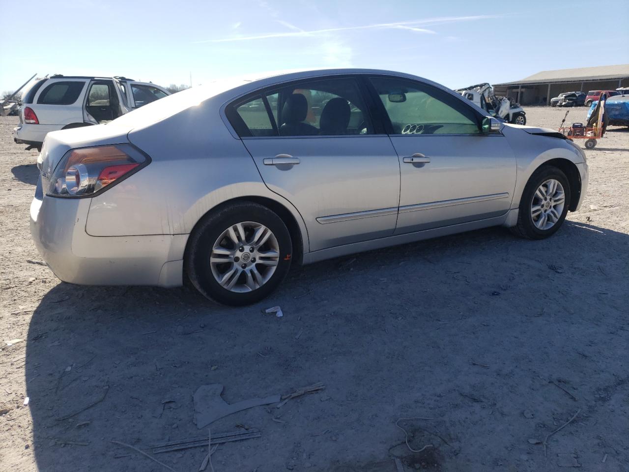2010 Nissan Altima - Image 3
