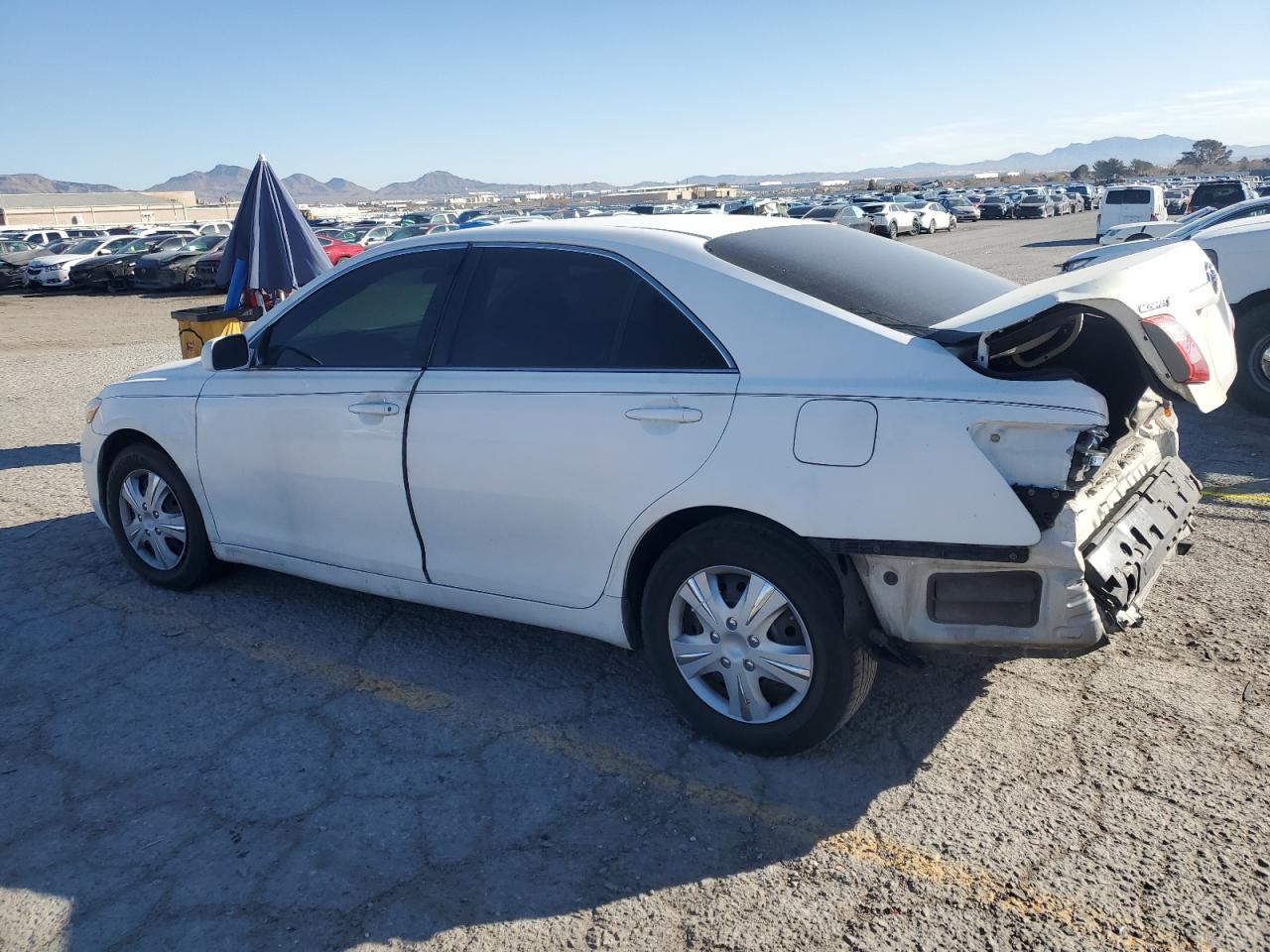 2009 Toyota Camry - Image 2
