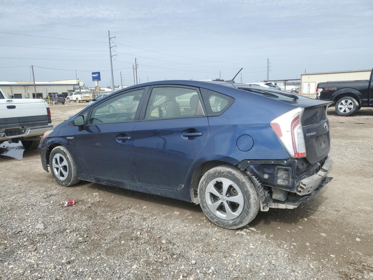 2014 Toyota Prius - Image 2